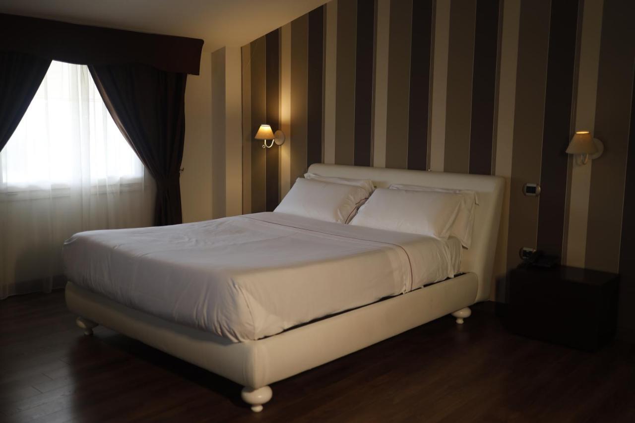 Virginia Resort & Spa - Adults Only Monteforte Irpino Exteriör bild