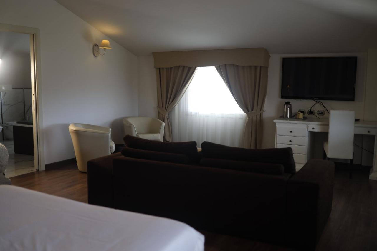Virginia Resort & Spa - Adults Only Monteforte Irpino Exteriör bild