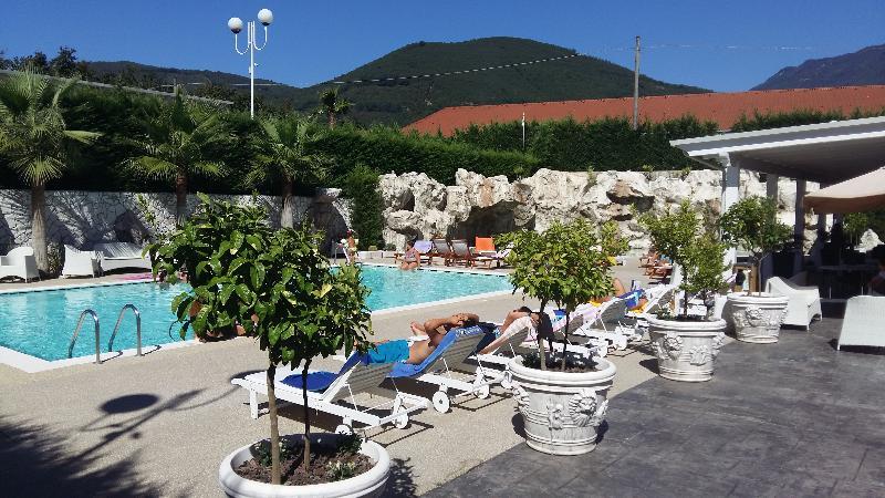Virginia Resort & Spa - Adults Only Monteforte Irpino Exteriör bild