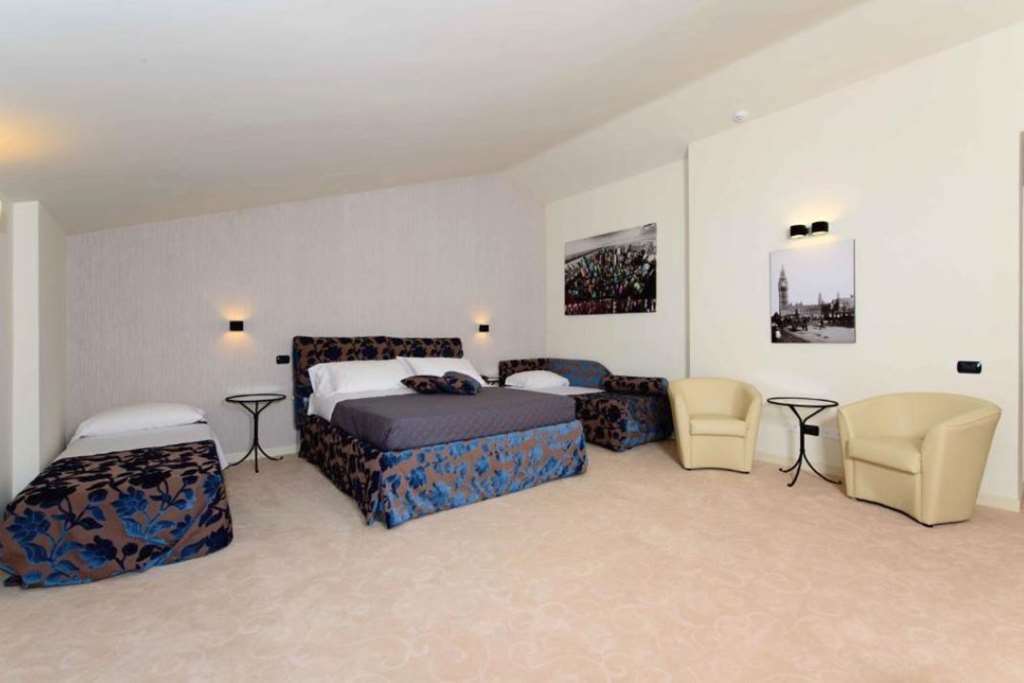 Virginia Resort & Spa - Adults Only Monteforte Irpino Rum bild